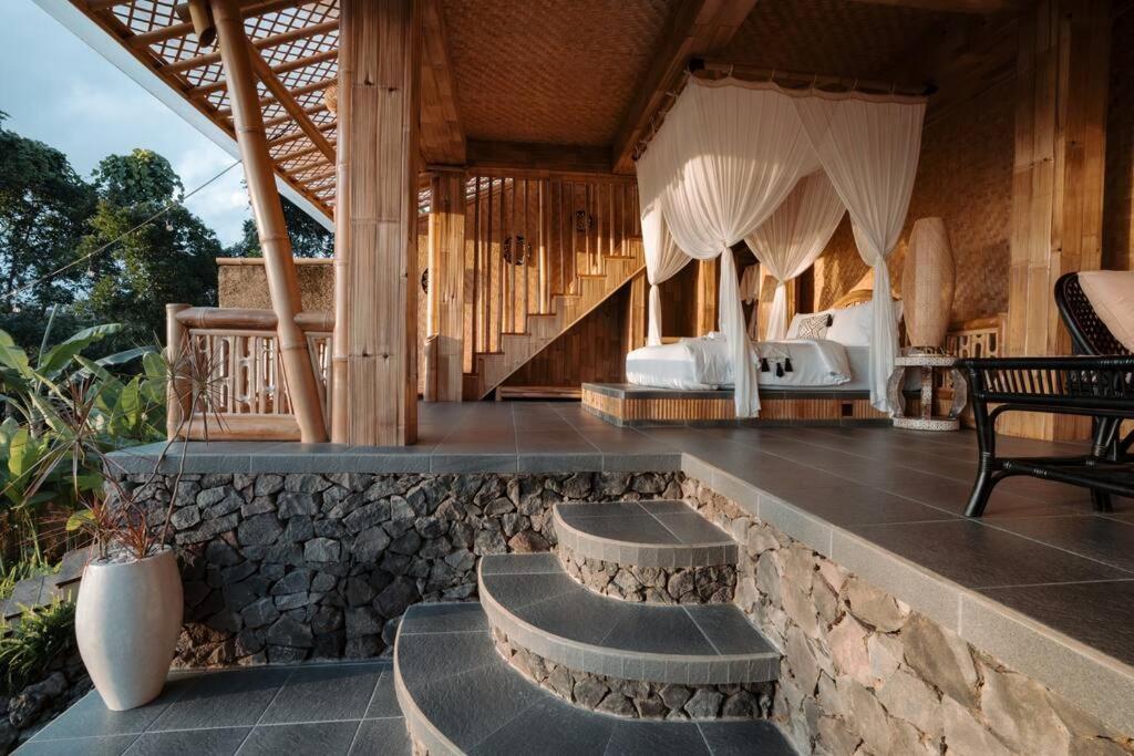 Makerti Bali~Bamboo House Villa Selat Buitenkant foto