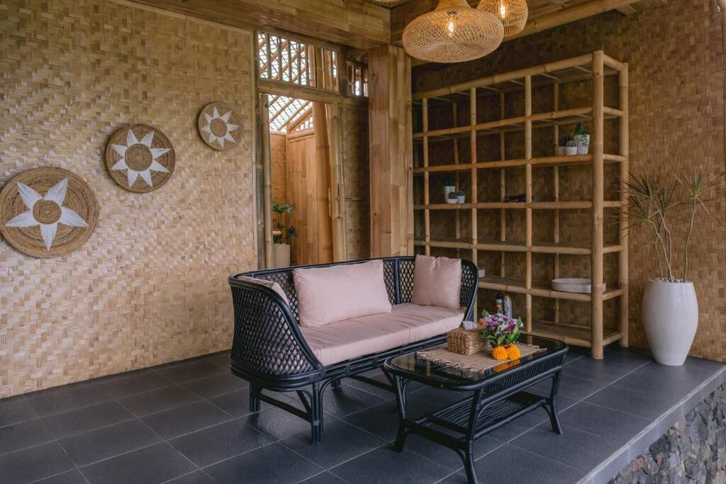 Makerti Bali~Bamboo House Villa Selat Buitenkant foto