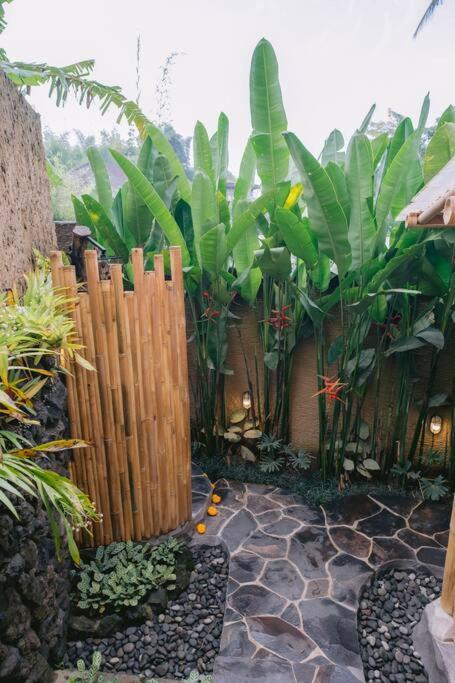 Makerti Bali~Bamboo House Villa Selat Buitenkant foto