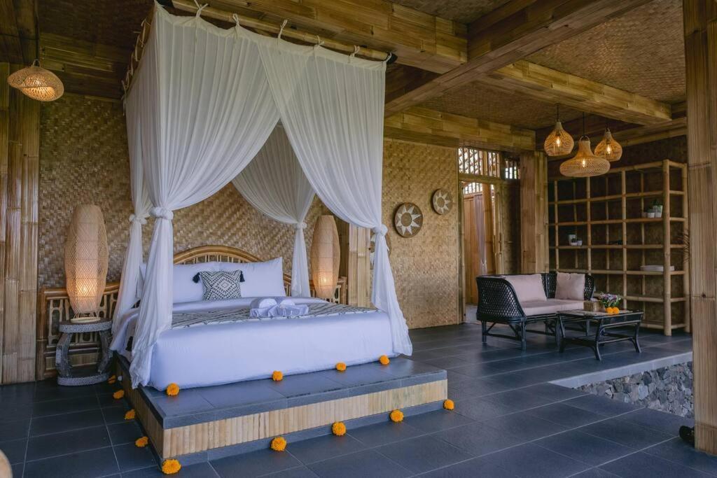 Makerti Bali~Bamboo House Villa Selat Buitenkant foto