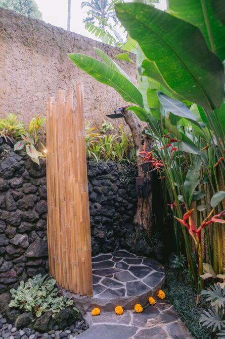 Makerti Bali~Bamboo House Villa Selat Buitenkant foto