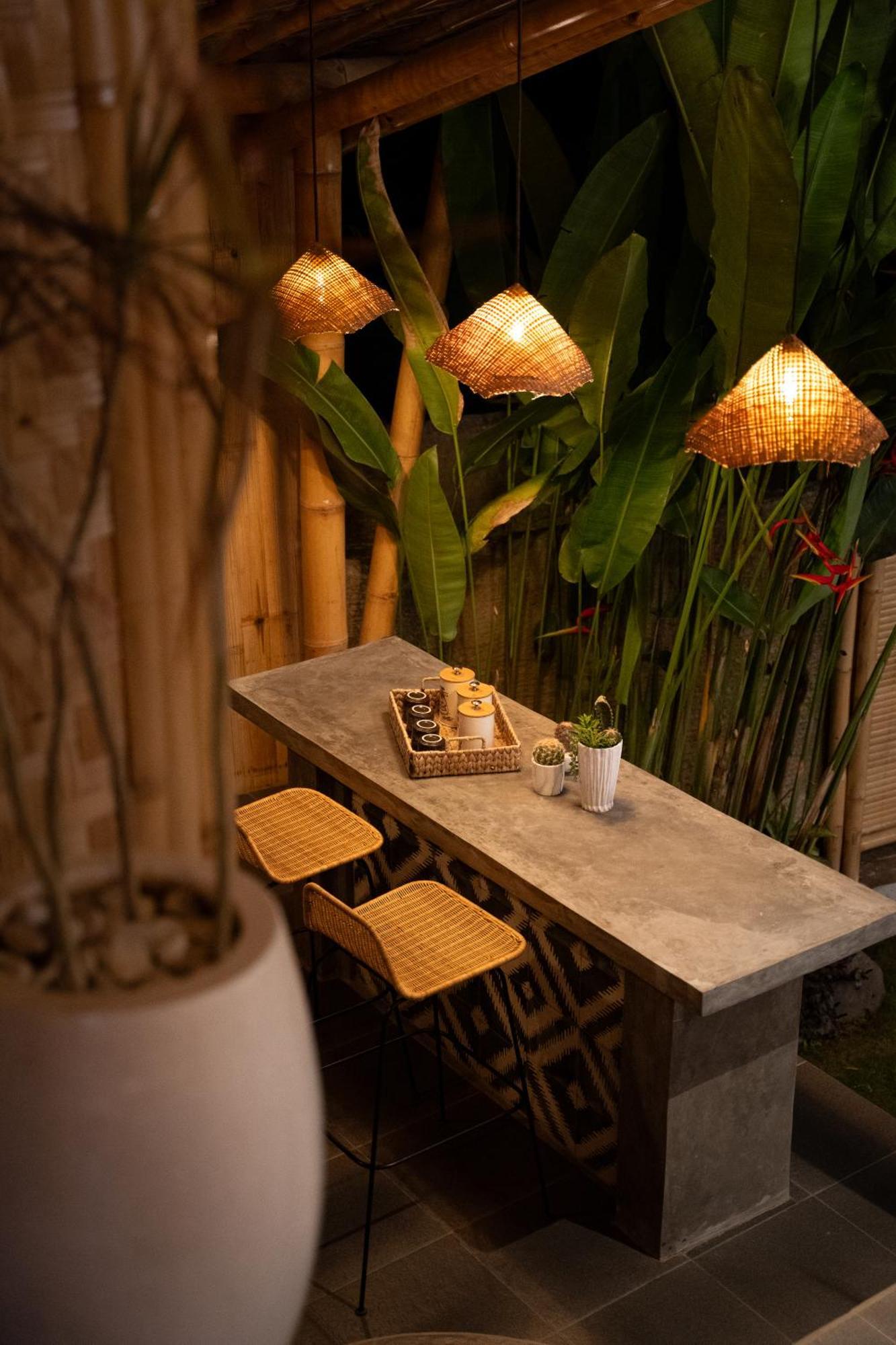 Makerti Bali~Bamboo House Villa Selat Buitenkant foto