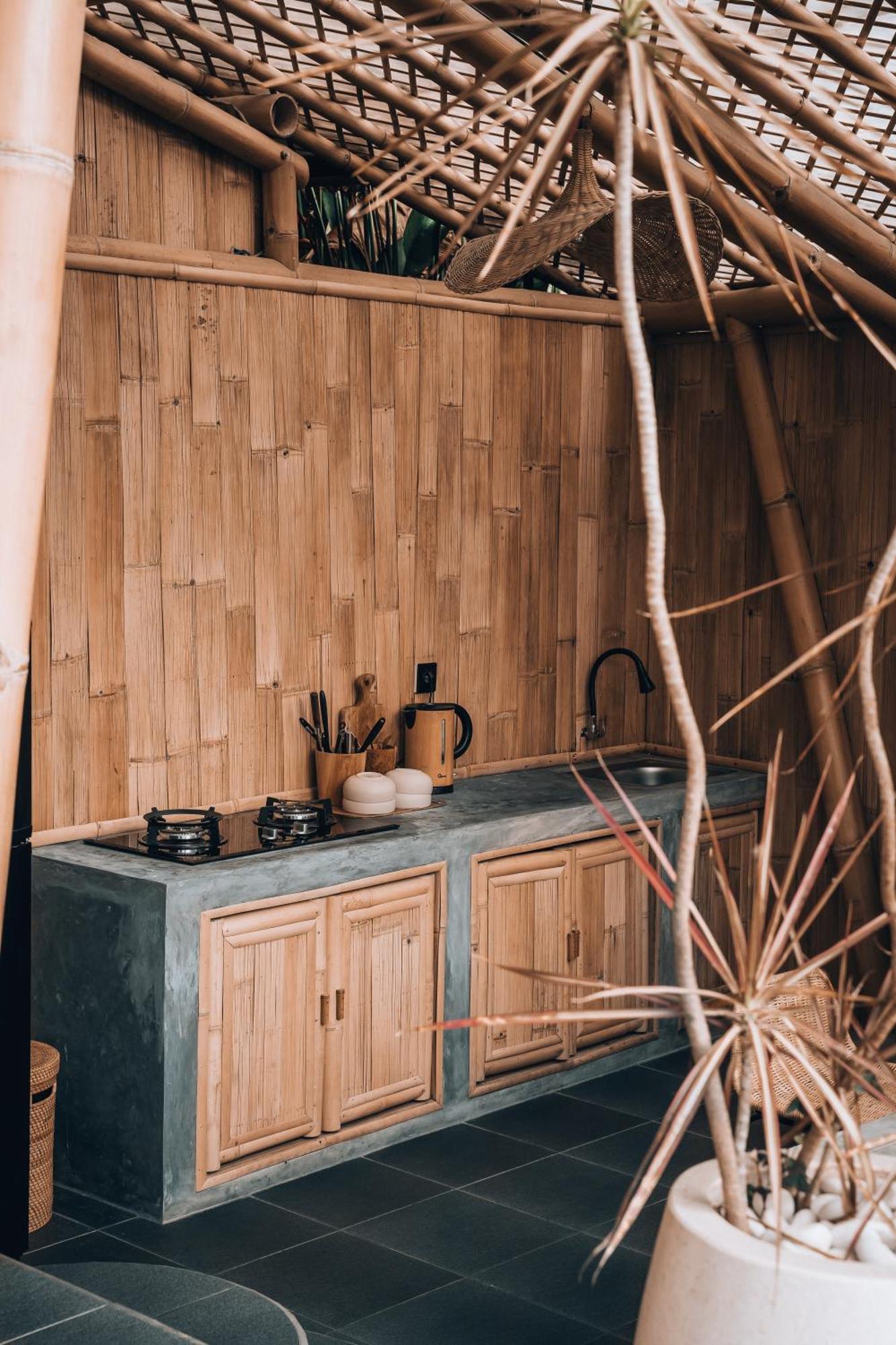Makerti Bali~Bamboo House Villa Selat Buitenkant foto