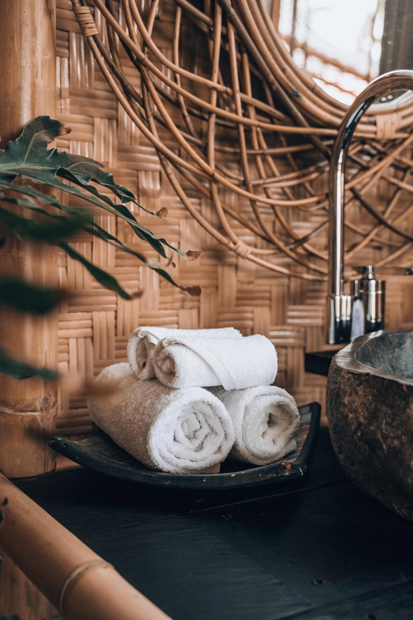 Makerti Bali~Bamboo House Villa Selat Buitenkant foto